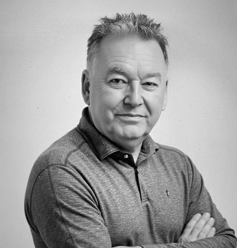 Portrait of Simon Pearce